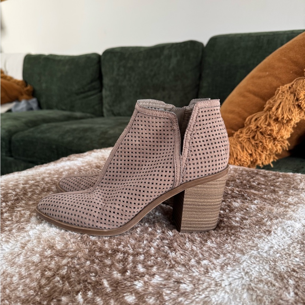 Breathable Taupe Ankle Booties | 7